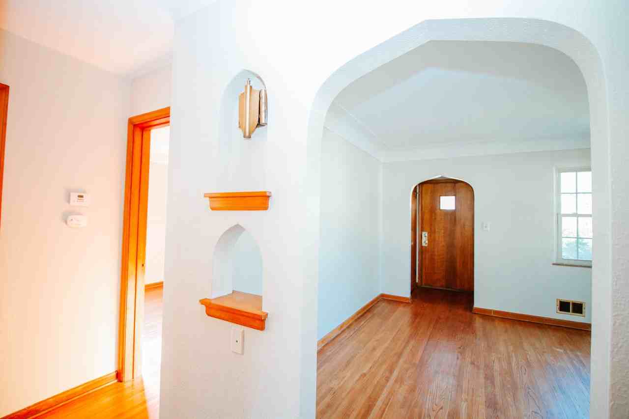 2303 Mellwood Ave #NA - Photo 7 of 28