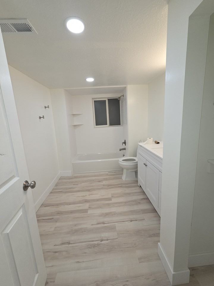 1950 Pebble Cir - Photo 5 of 9