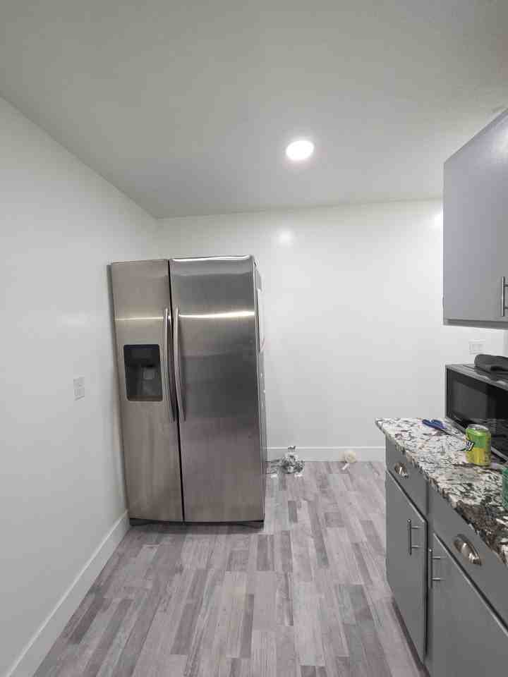 1950 Pebble Cir - Photo 6 of 9