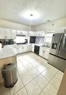 3980 Lakewood Cv #NA - Photo 6 of 15