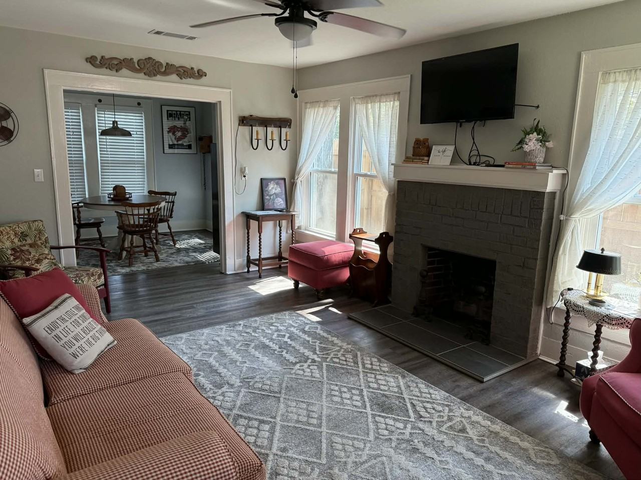 606 N Polk St #NA - Photo 4 of 18