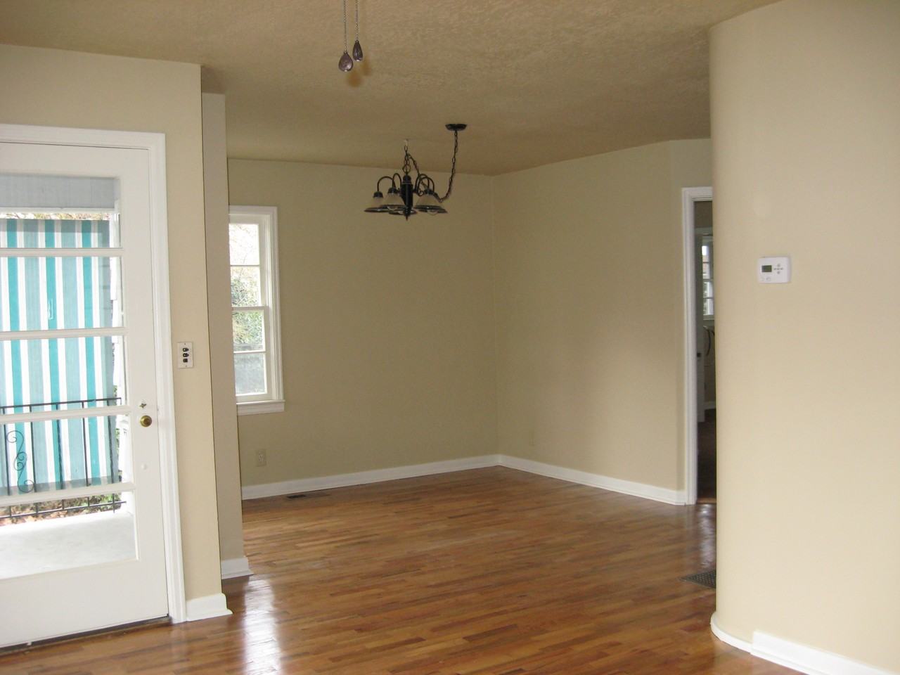 1429 E Main St #NA - Photo 5 of 15