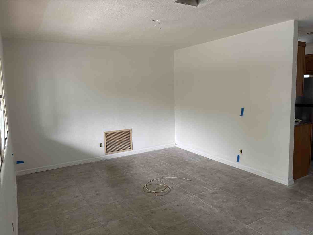 5801 Cedar St Ne #NA - Photo 4 of 4