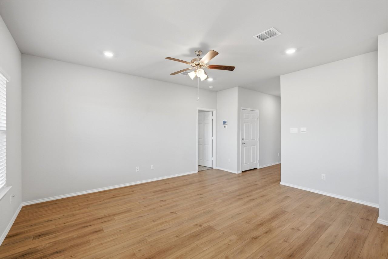 11417 Pallas St #NA - Photo 6 of 14