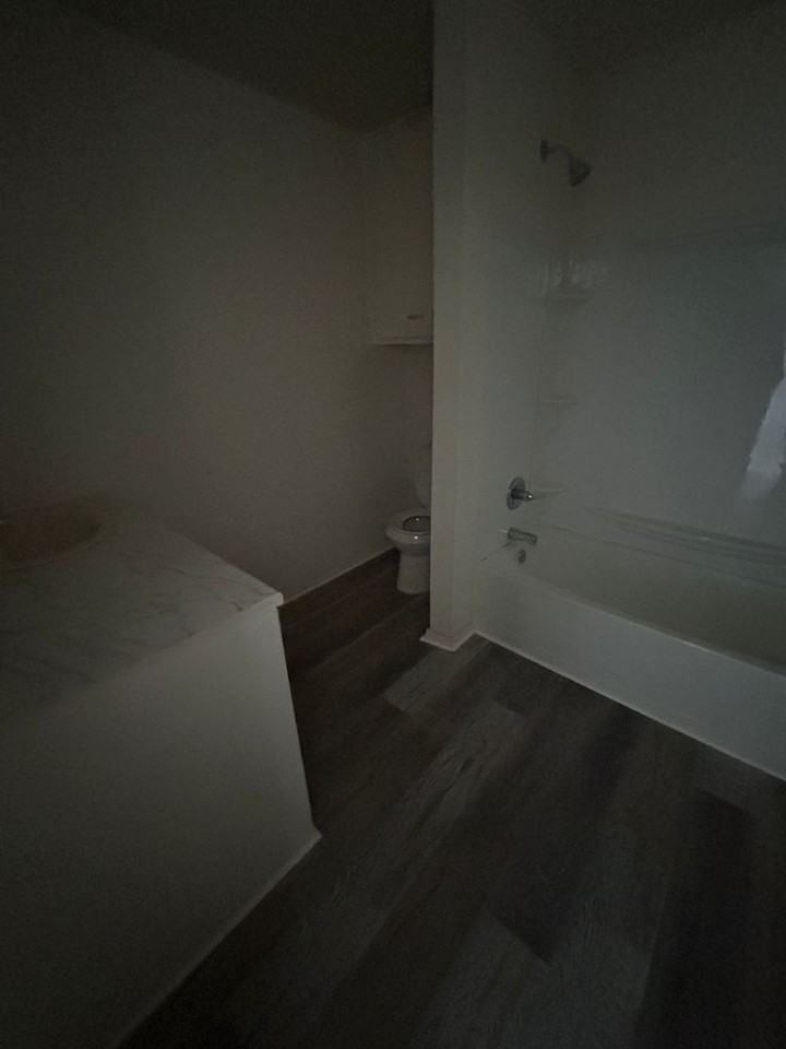 2109 51st Street - Photo 5 of 20