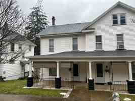 featured image of 31 W 6th St #0