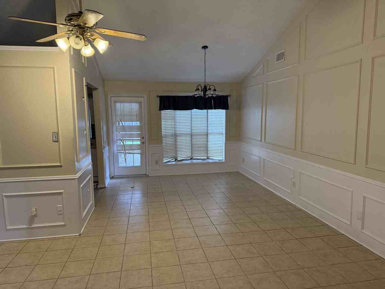 5410 Deep Canyon Dr #NA - Photo 2 of 12