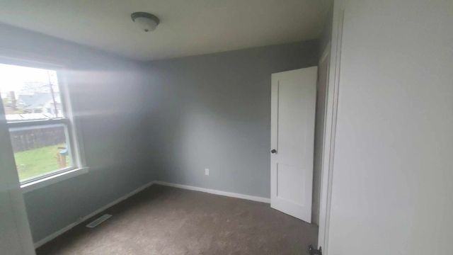 170 W Sumner Ave #1 - Photo 7 of 9