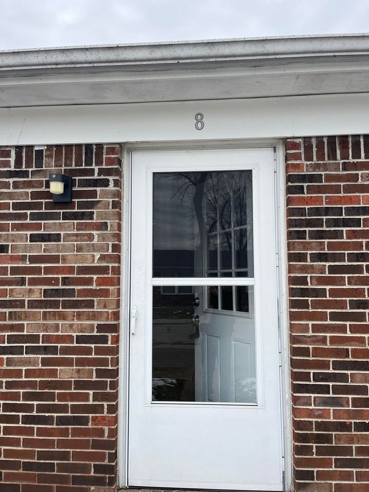 419 S Home Ave #1 - Photo 2 of 16