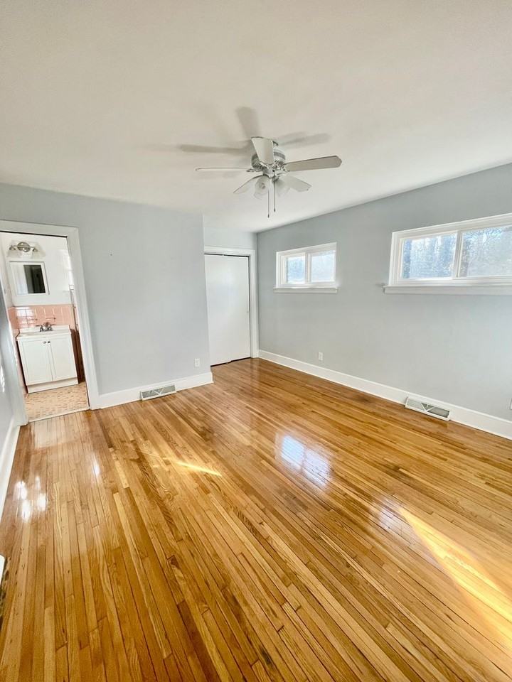 1713 Madison Ave - Photo 3 of 13