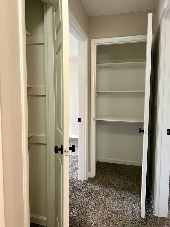 1 Robin Ct - Photo 6 of 25