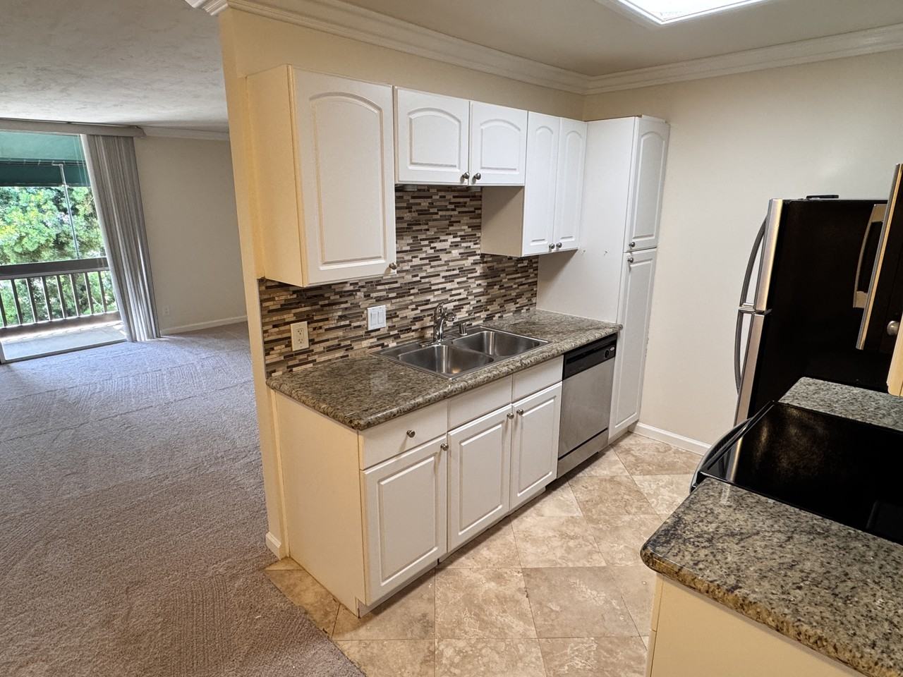 6455 La Jolla Blvd #309 - Photo 4 of 19