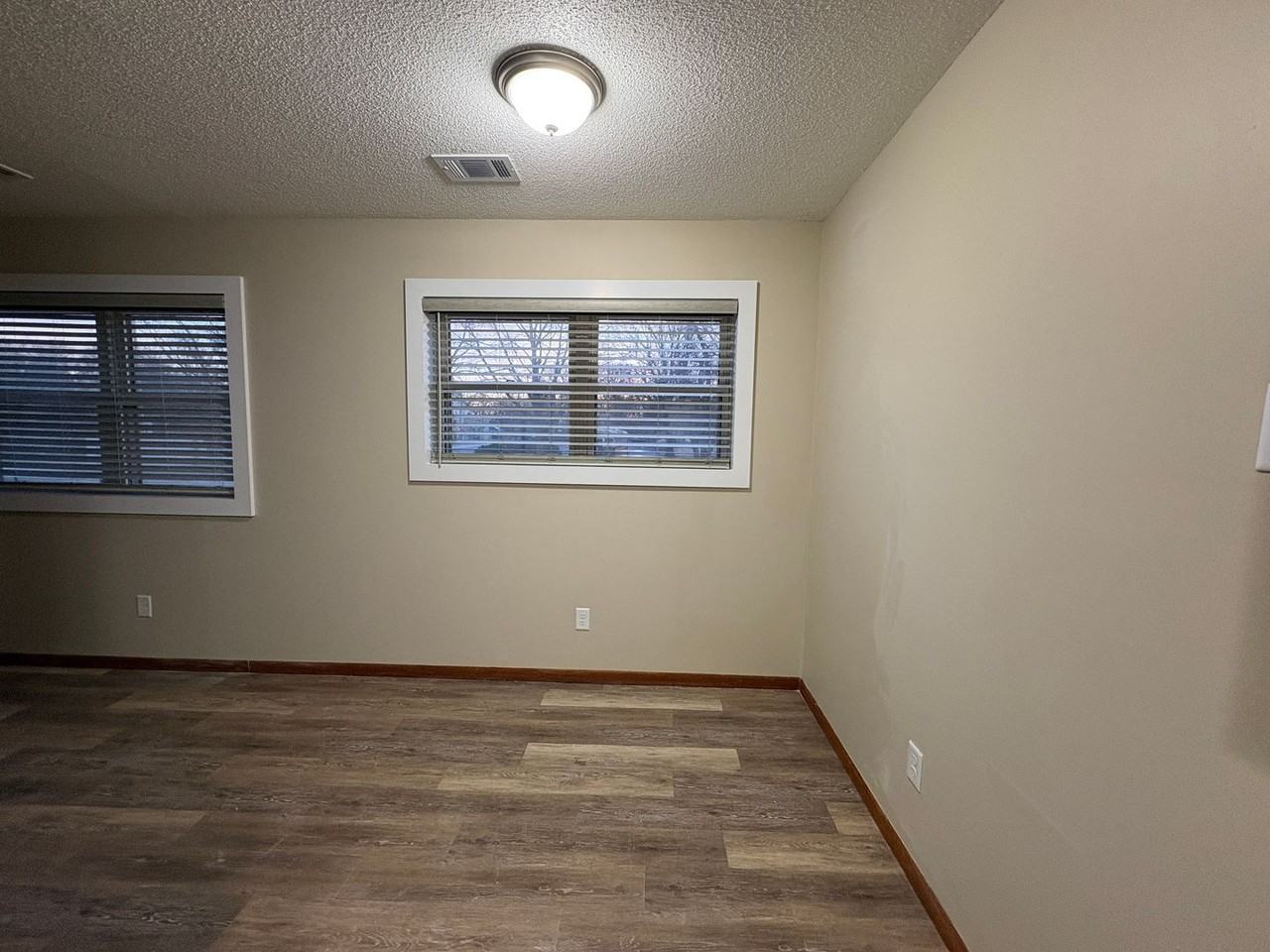 201 N 9th St #2 - Photo 3 of 13