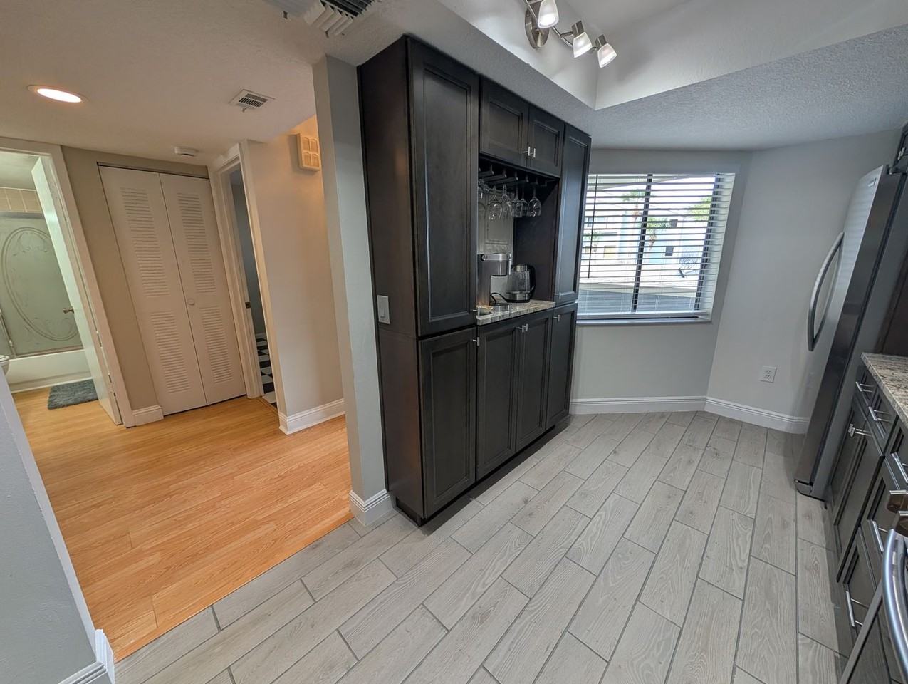 4105 Fairview Vista Pt - Photo 6 of 32