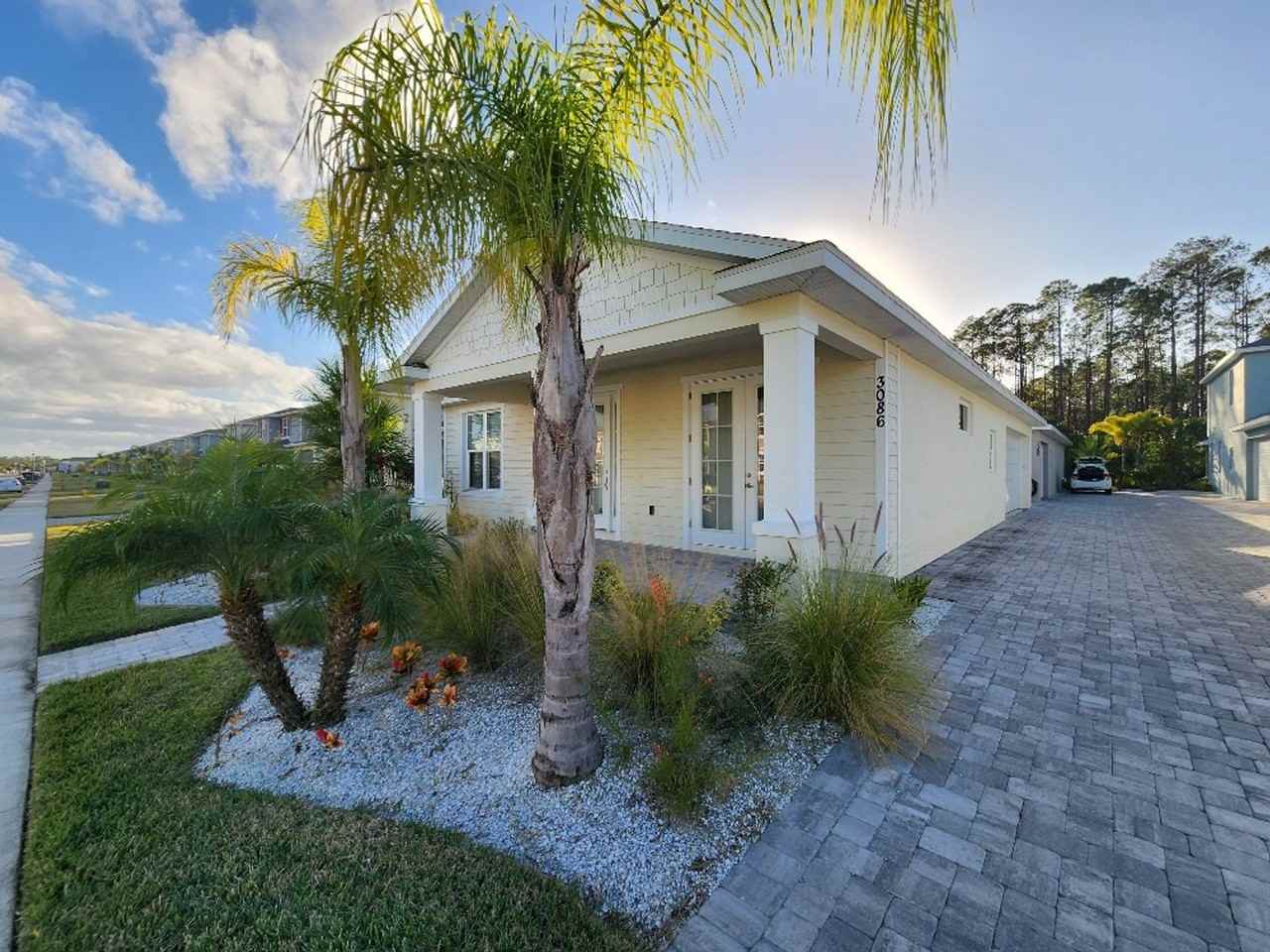 3086 Meleto Blvd - Photo 2 of 21