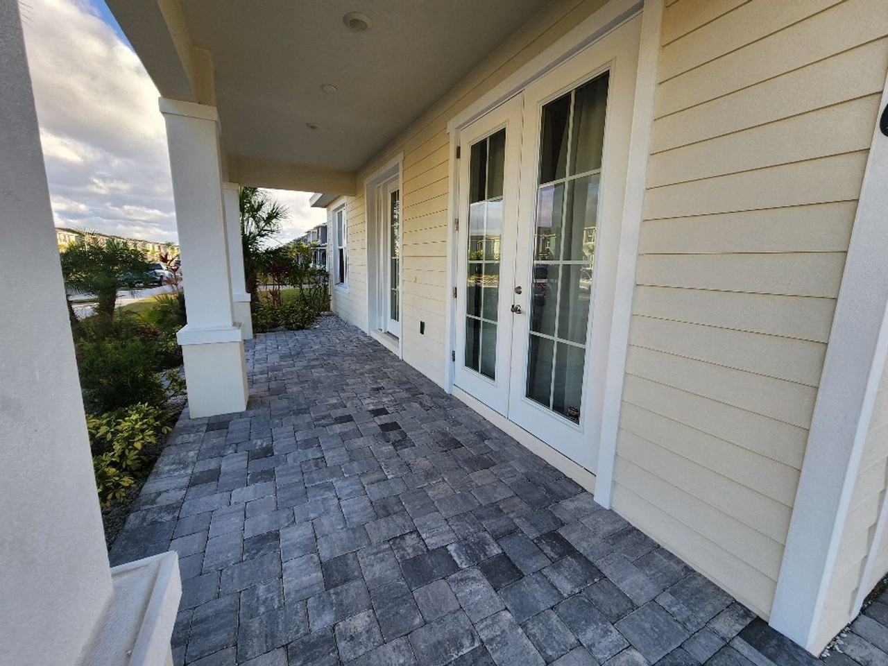 3086 Meleto Blvd - Photo 3 of 21