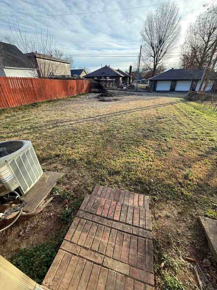 1104 N 46th St - Photo 2 of 10