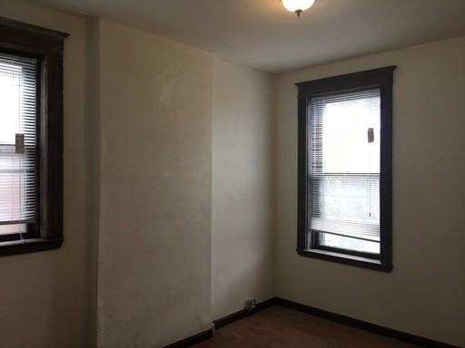 3024 Miami St - Photo 3 of 6