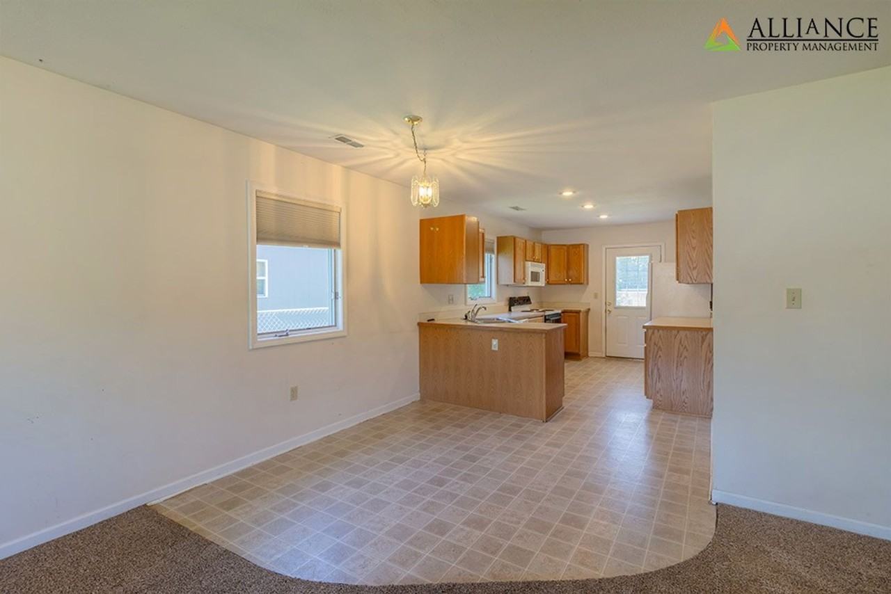 216 Kopp Dr - Photo 6 of 26