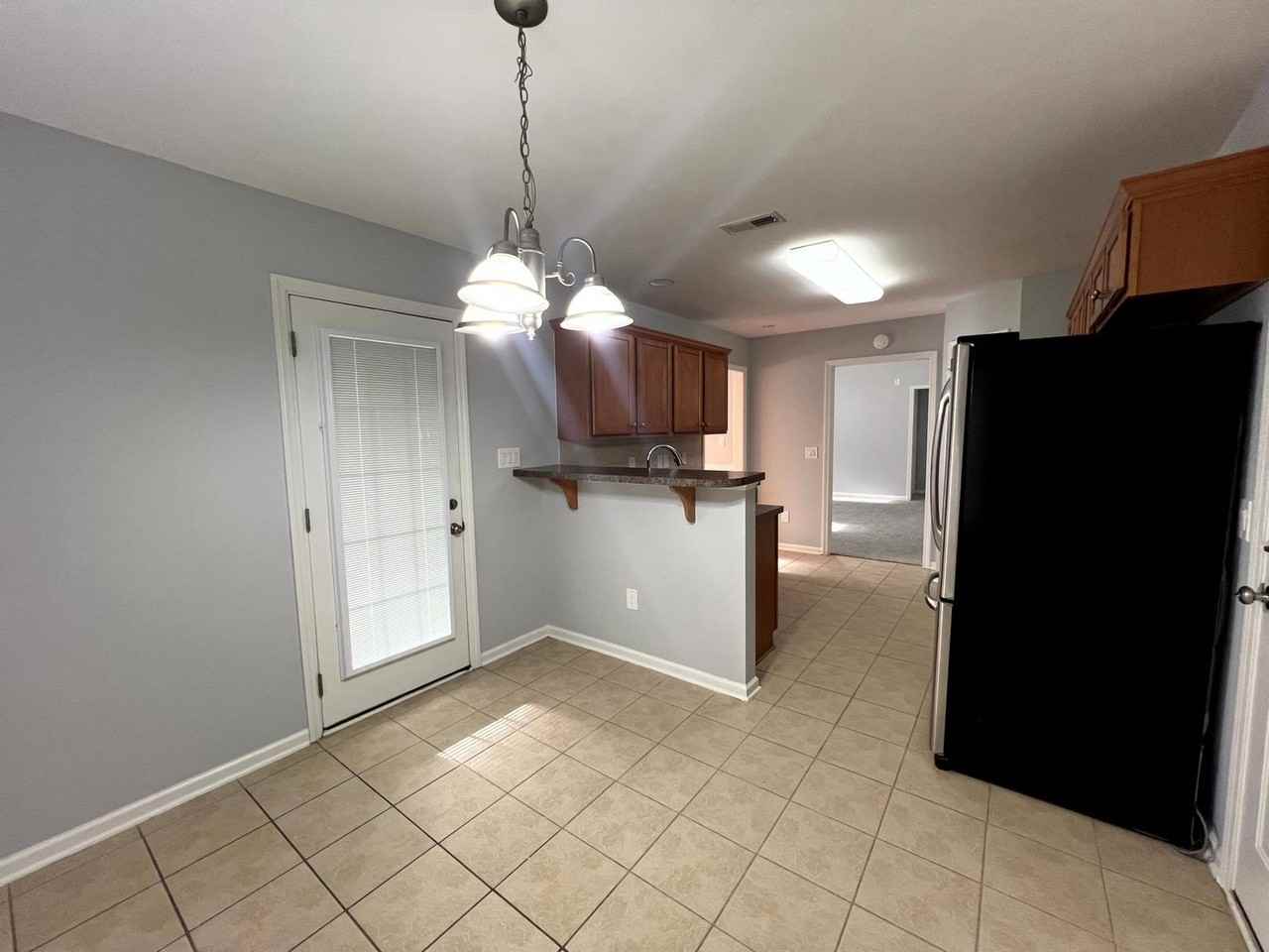 2839 Aristocrat Ln - Photo 5 of 18