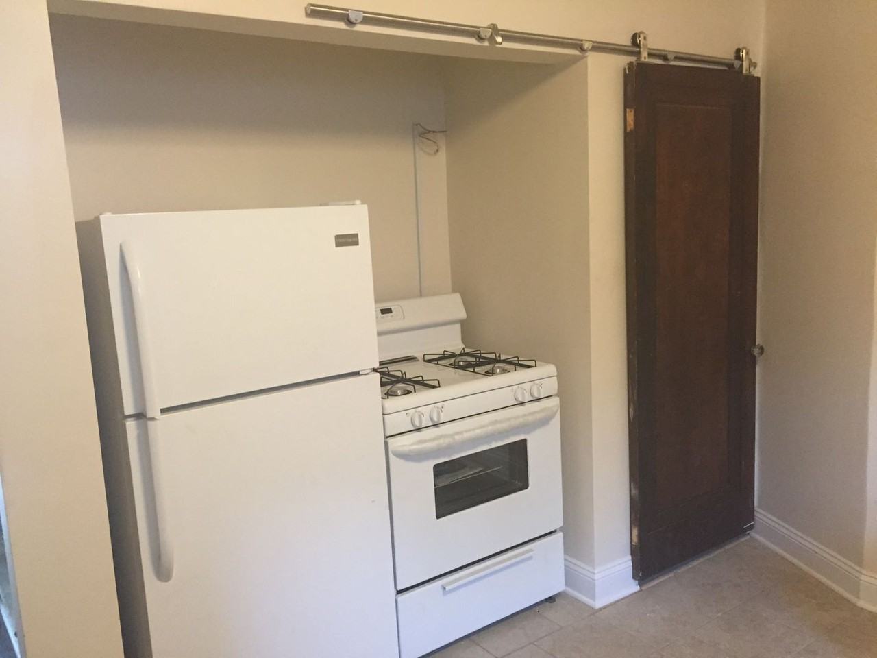 1213 Ocala St - Photo 3 of 23