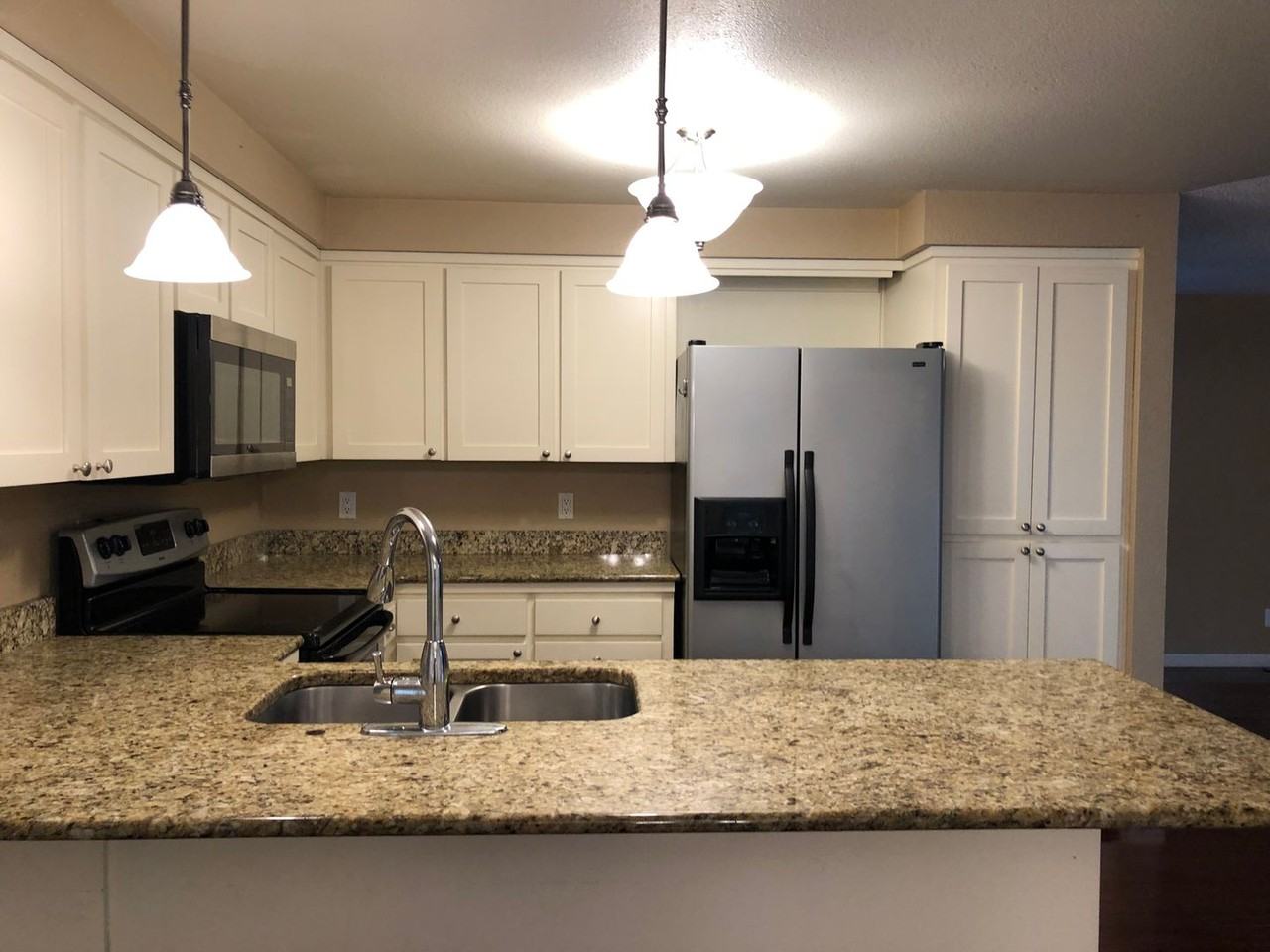 724 Sw 2nd Ave - Photo 6 of 21