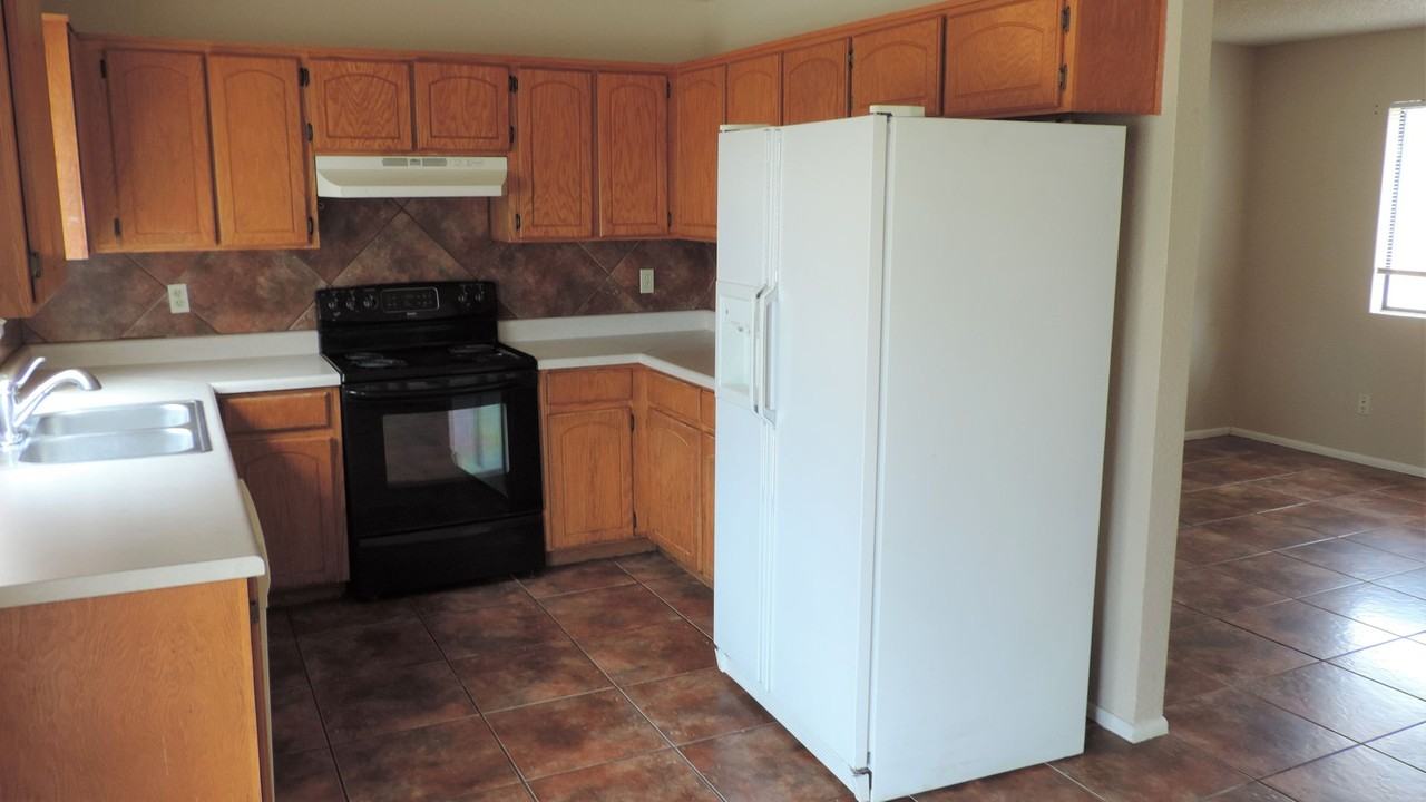 1743 Corte Encantada - Photo 4 of 13