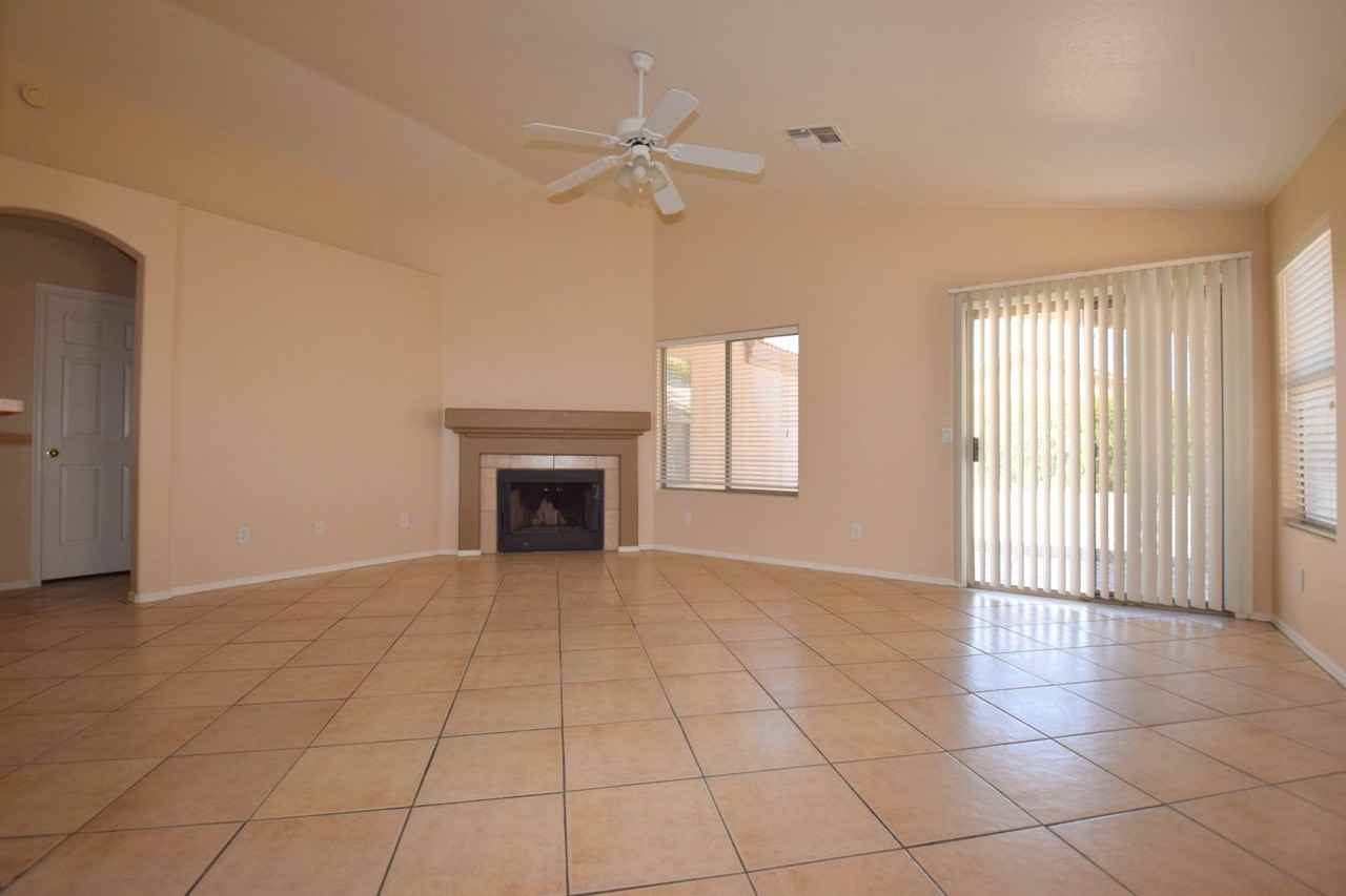 1782 E Pinto Dr - Photo 2 of 15