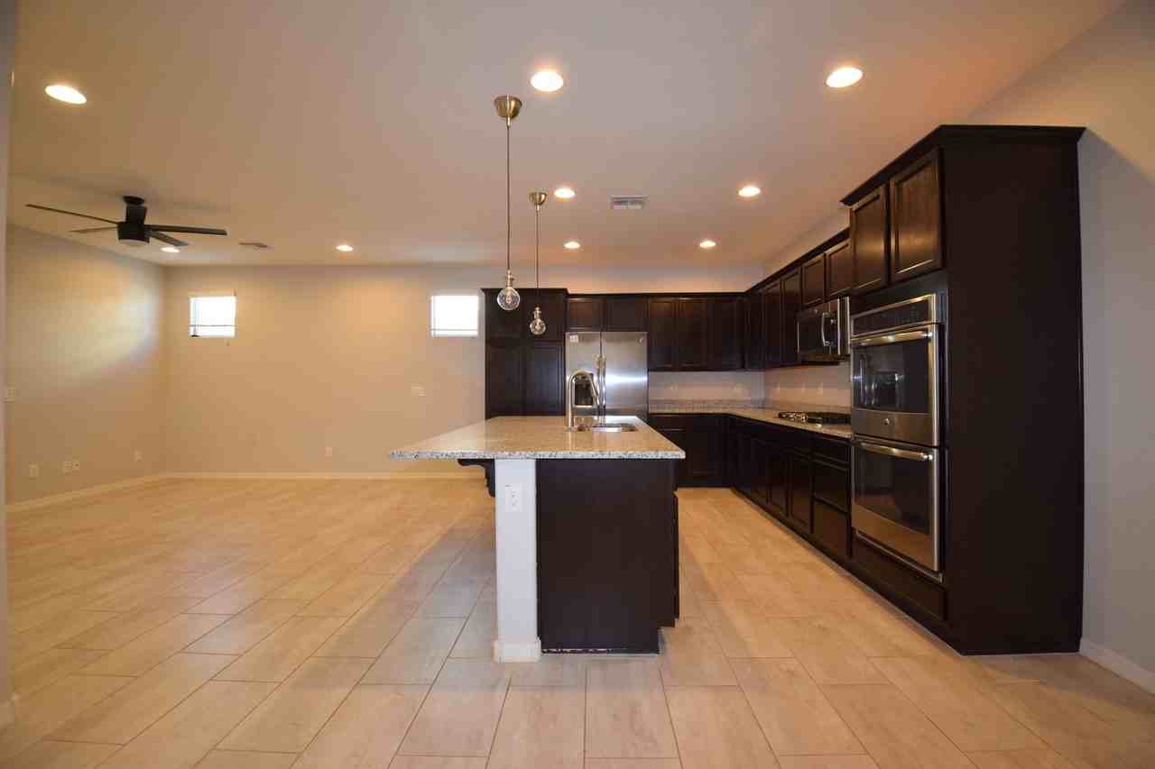 2240 S Basmath Ln - Photo 4 of 27