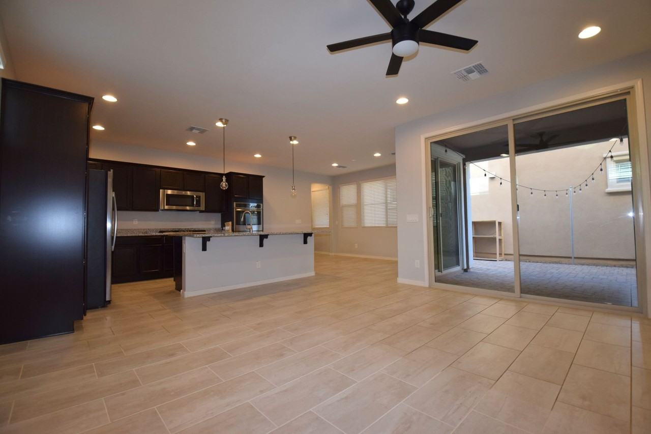 2240 S Basmath Ln - Photo 6 of 27