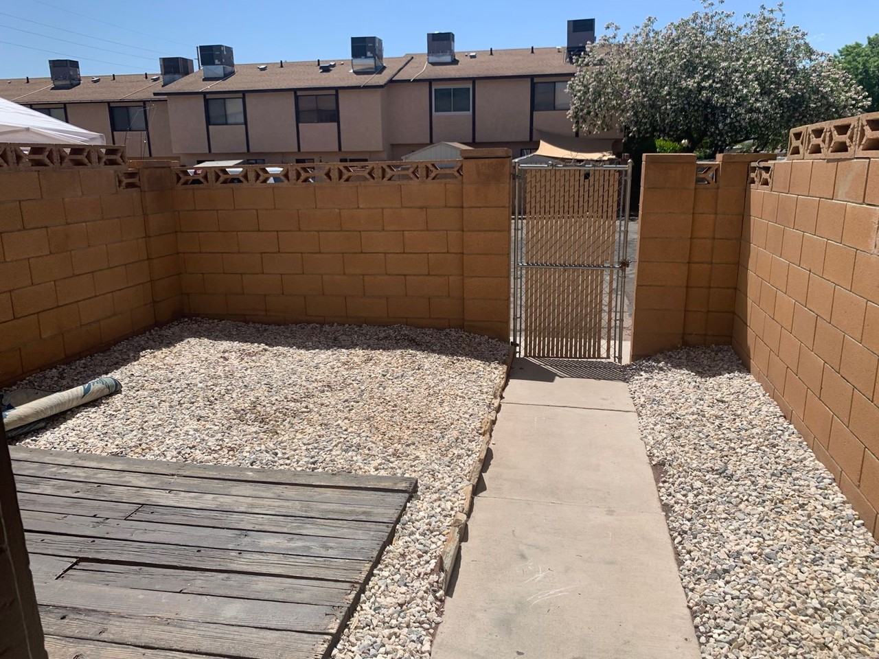 1015 N 1725 W - Photo 6 of 26