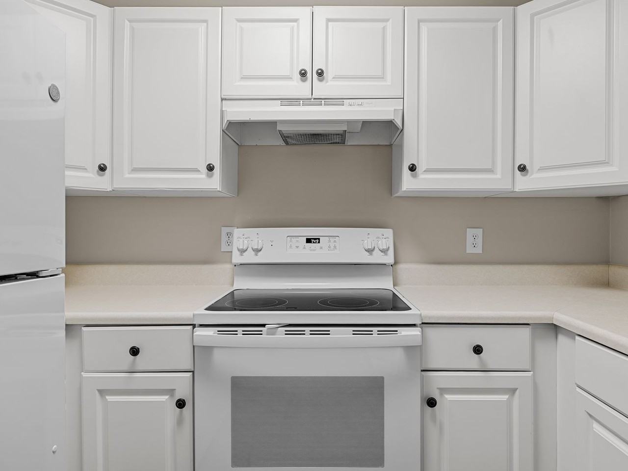 8 Whitfield Way - Photo 6 of 22