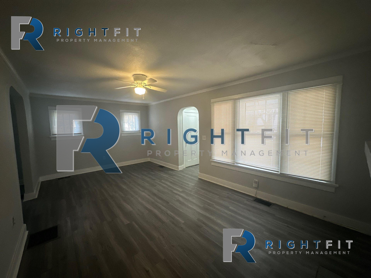 1371 Kingsley Ave - Photo 4 of 21