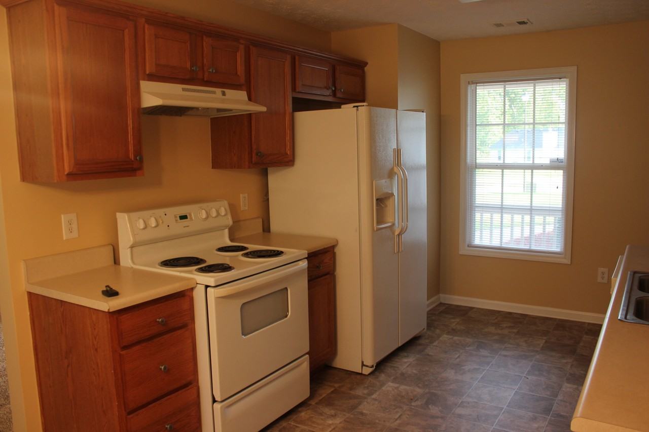 65 Amber Way - Photo 3 of 7