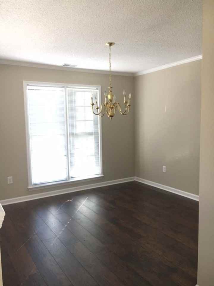 321 Stonybrook Cir - Photo 5 of 12