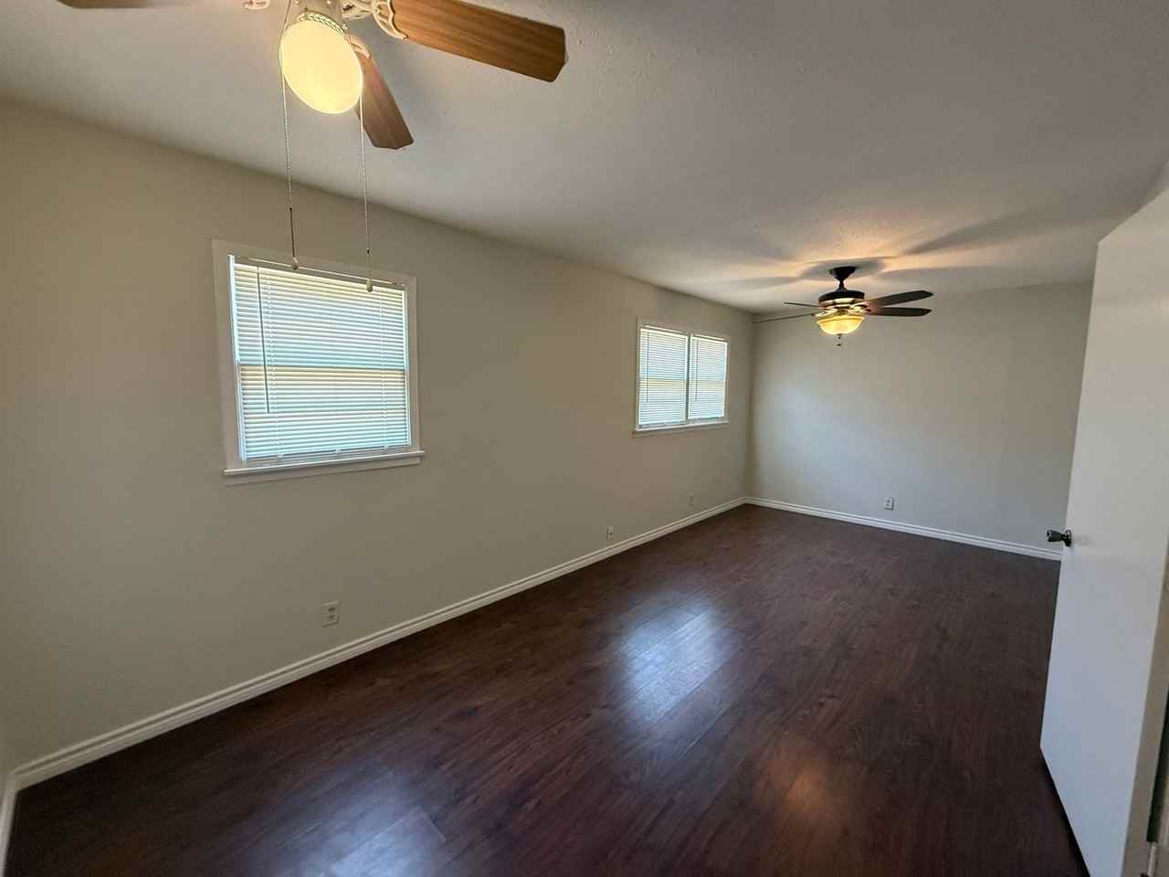 3106 37th St - Photo 7 of 10