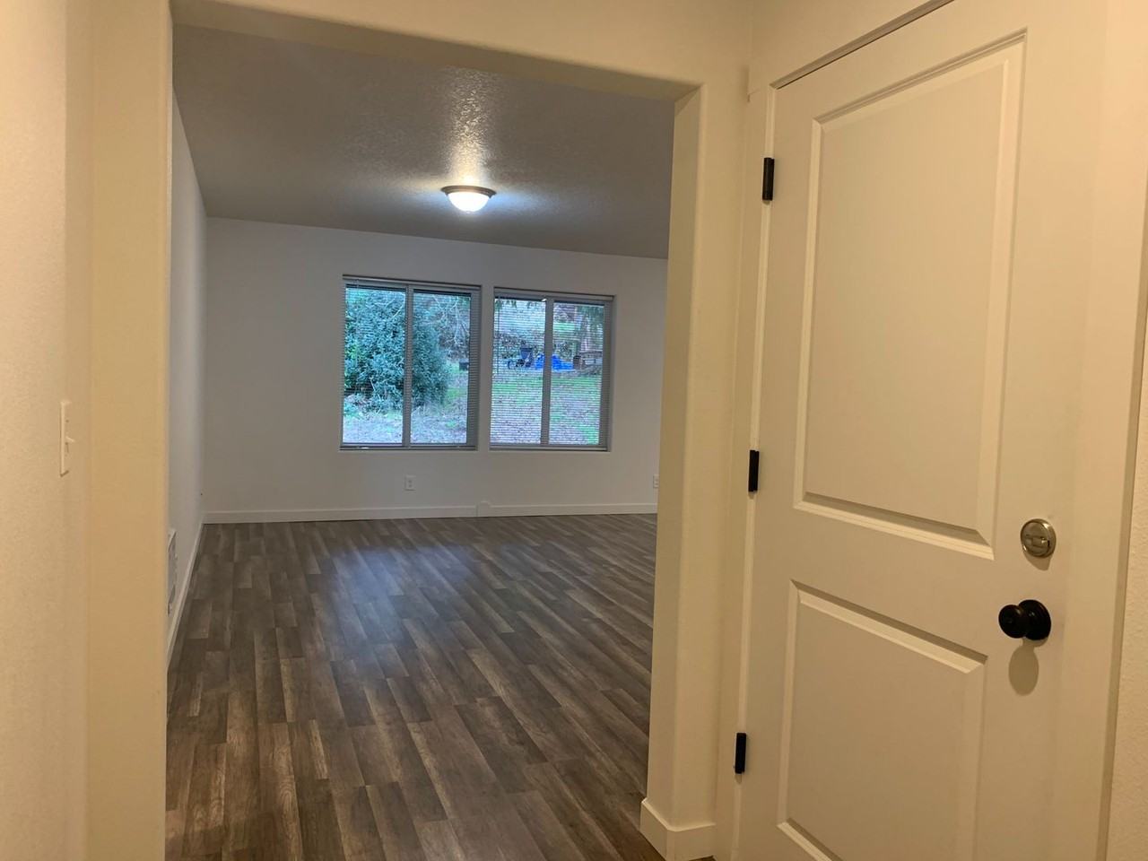 324 Holly Blvd - Photo 3 of 24