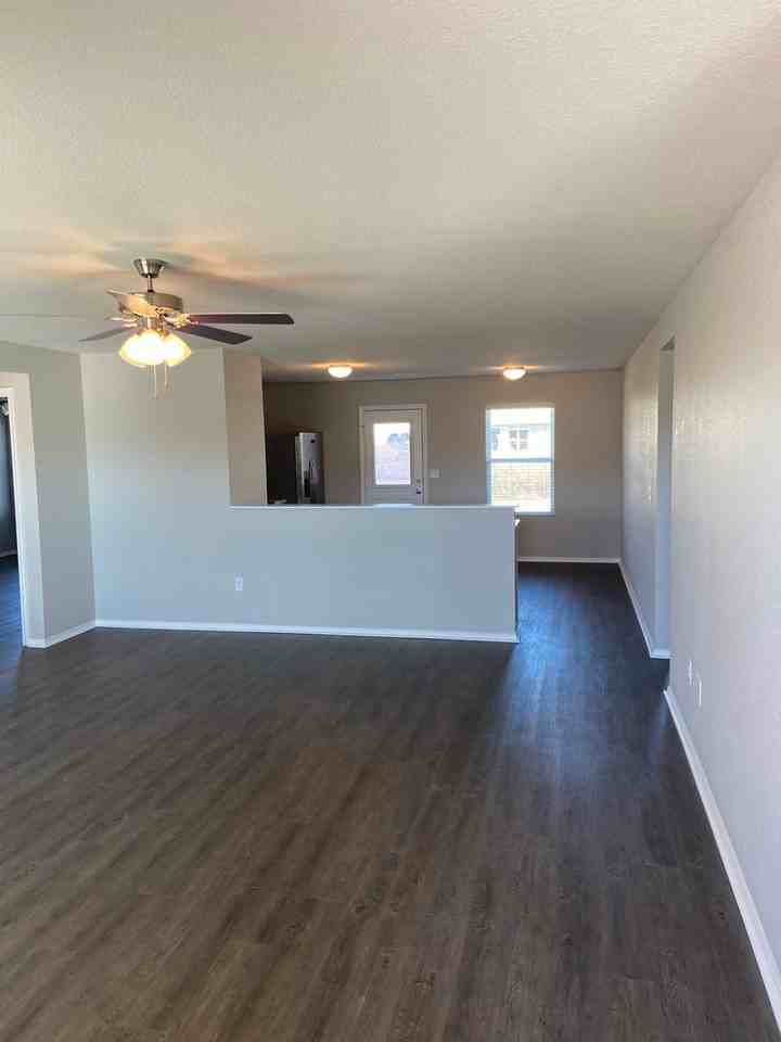 1760 Ryder St - Photo 6 of 21