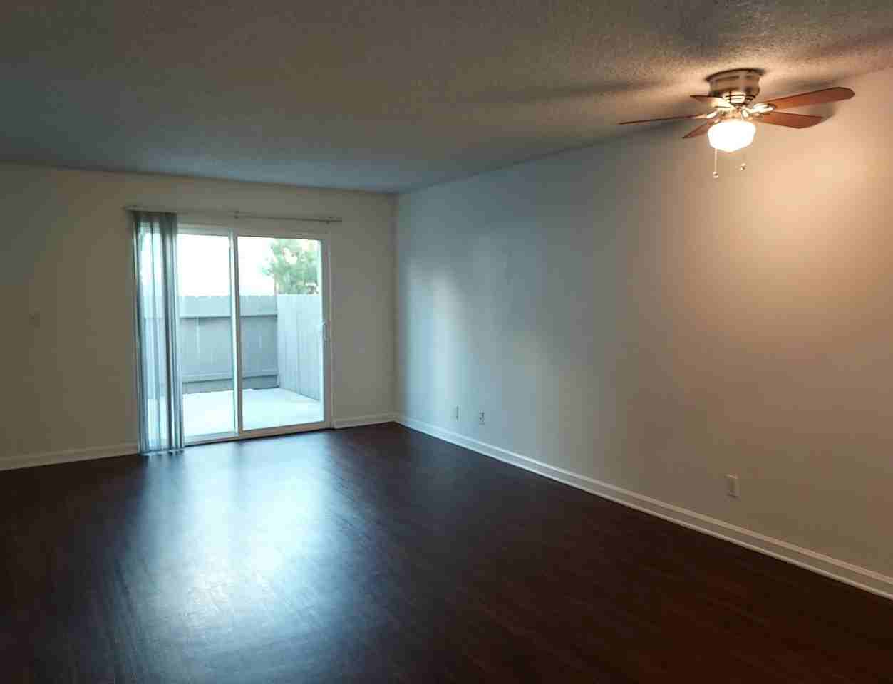 210 Quintard St - Photo 2 of 21