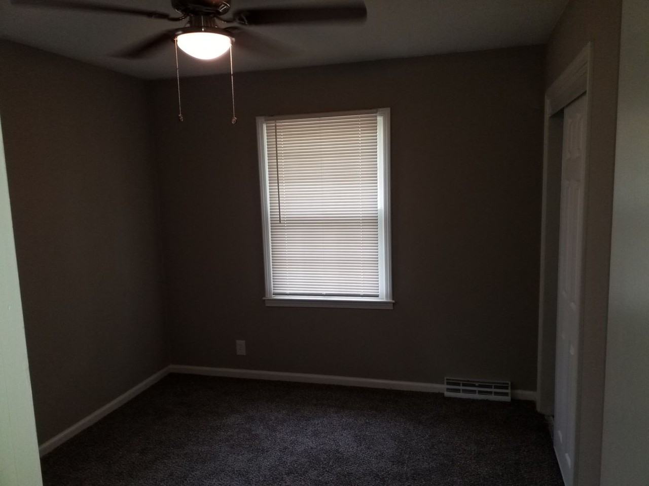 13205 Craig Ave - Photo 6 of 19