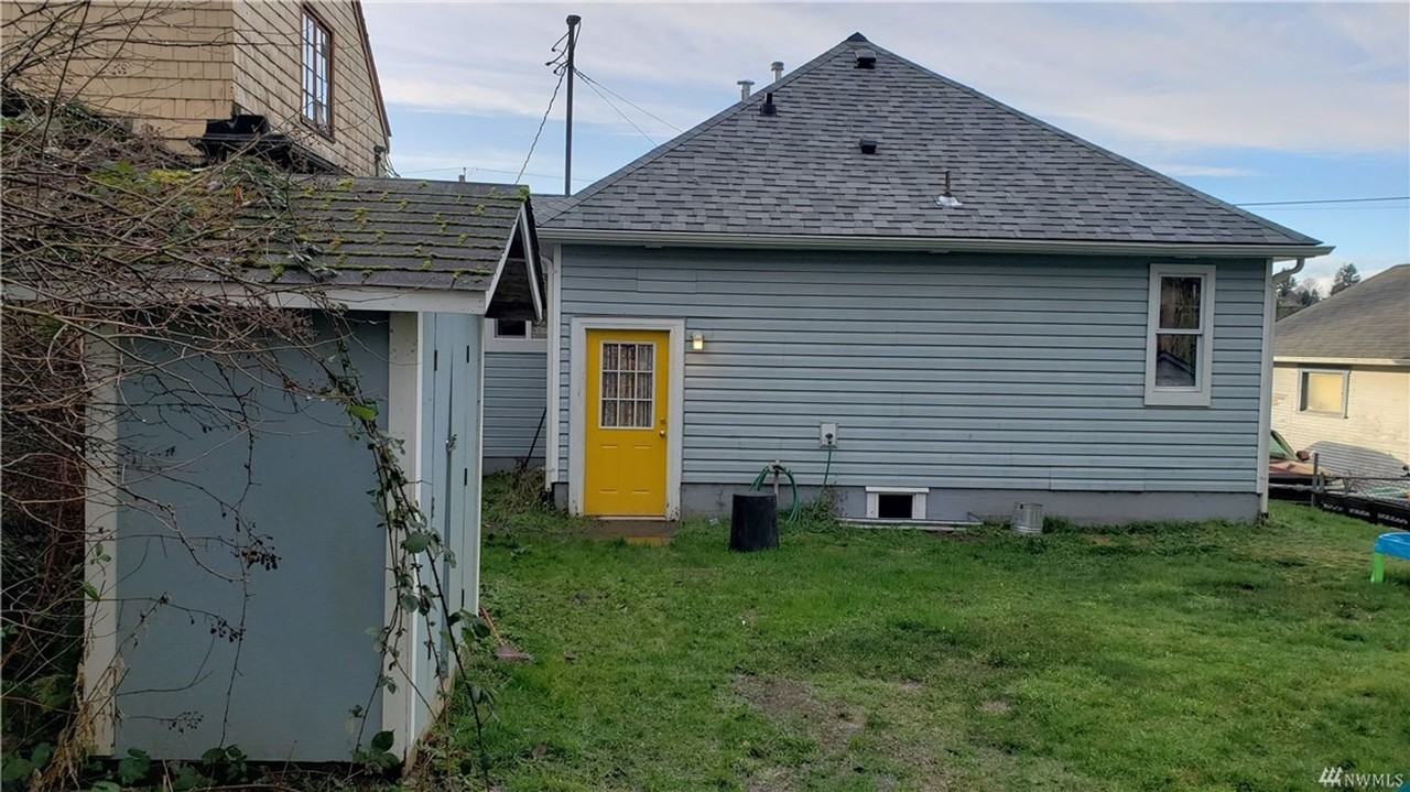 126 Olympic Ave - Photo 7 of 26