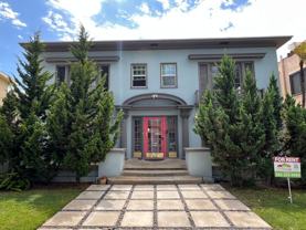 Charming Beachside 1 Bed / 1 Bath with Garage – Steps from the Sand - Photo 1 of 1