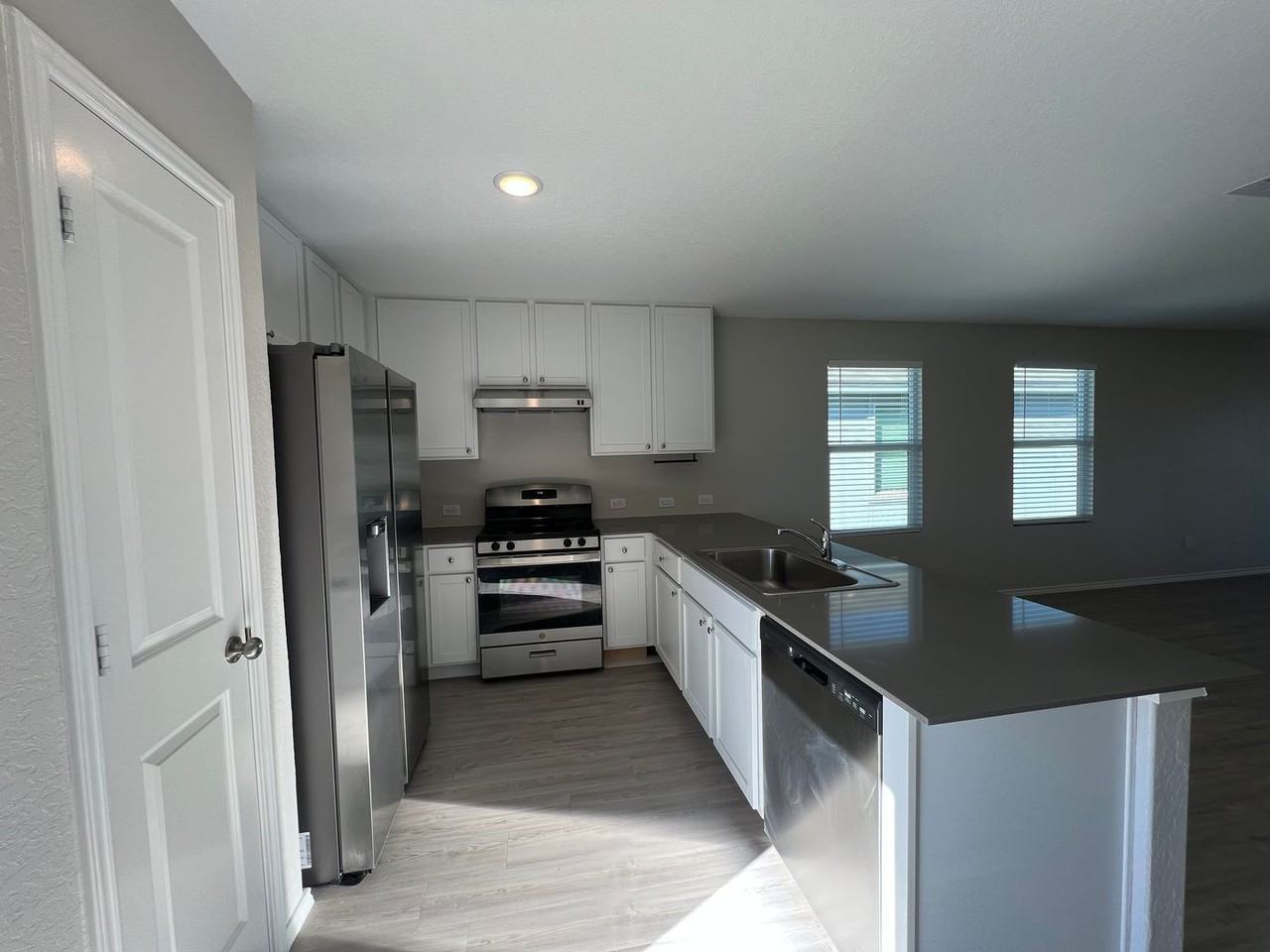 161 Kayden Ct - Photo 4 of 19