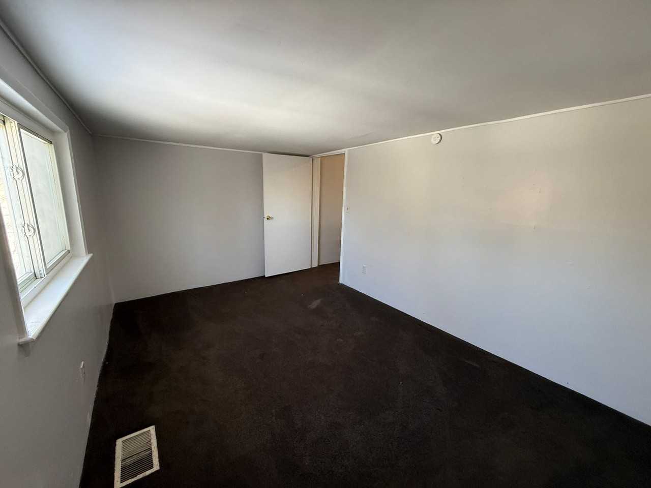 658 Cooper St - Photo 7 of 13