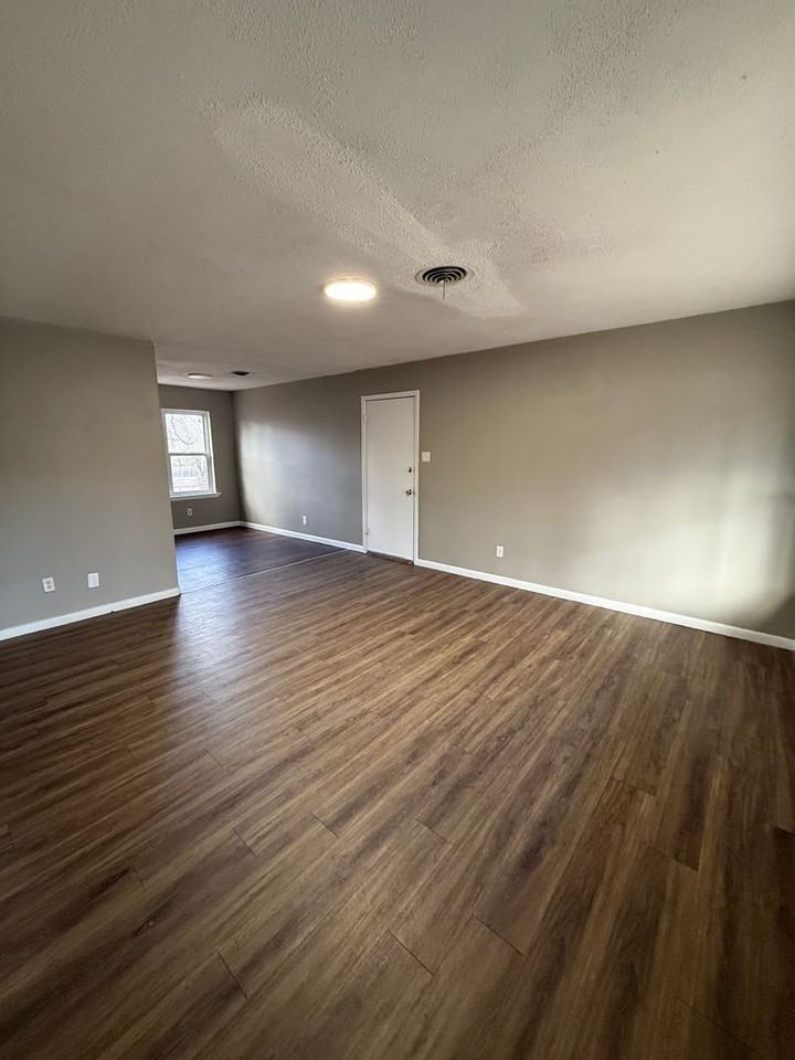 3720 Old Jenny Lind Rd - Photo 2 of 8