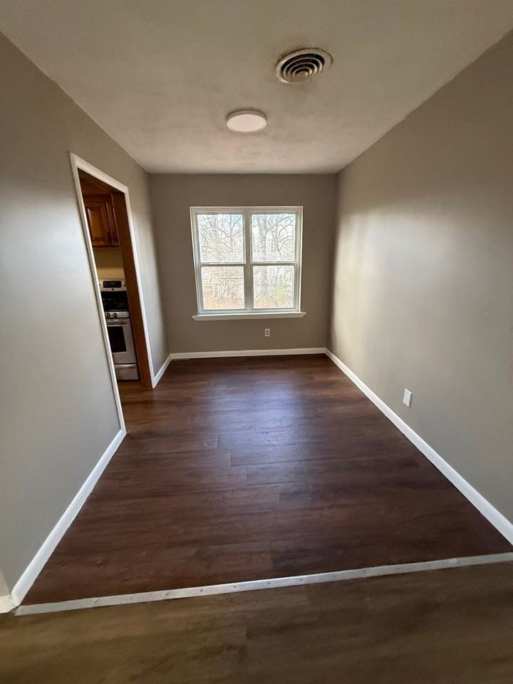 3720 Old Jenny Lind Rd - Photo 3 of 8