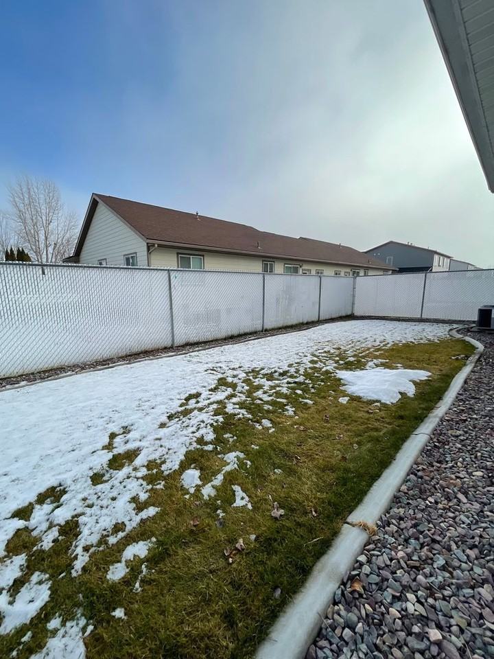 23 Stratford Dr - Photo 7 of 13