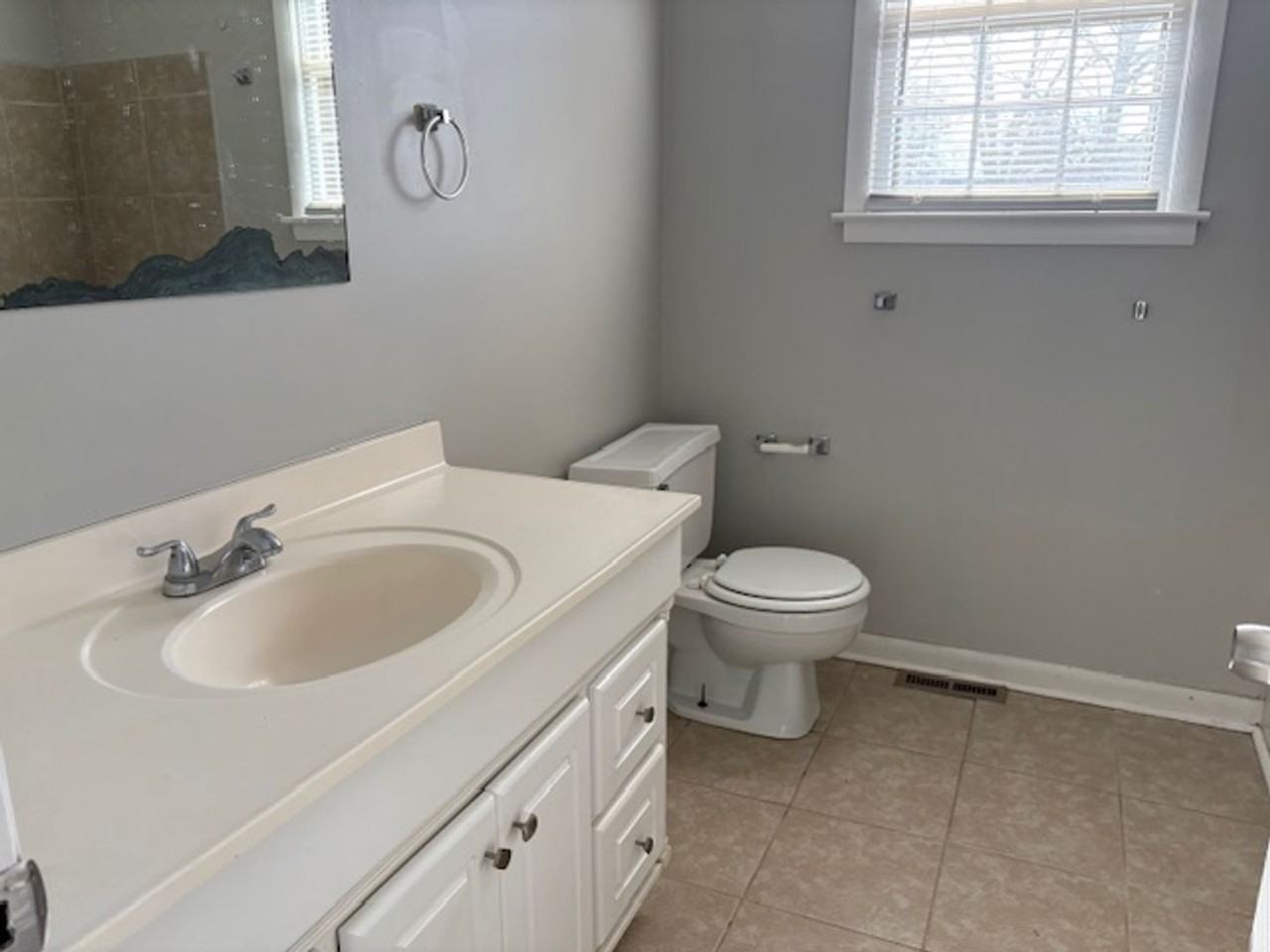 8725 Diane St - Photo 7 of 14