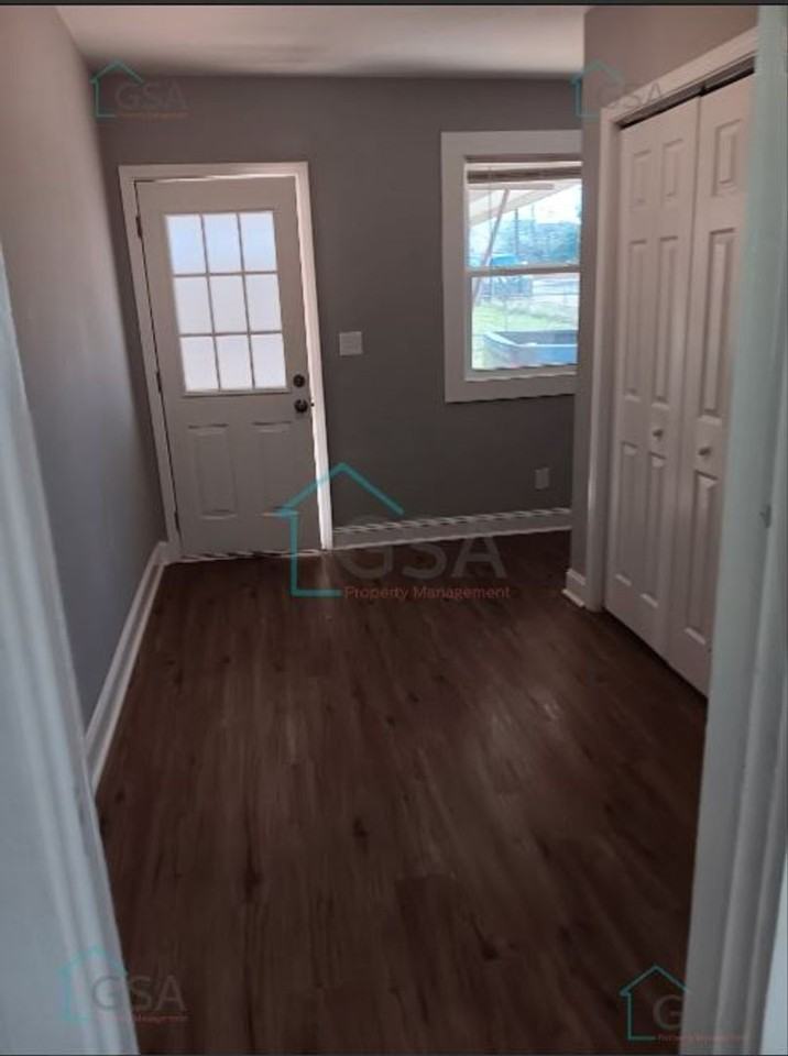 10 Mccrary St - Photo 5 of 22