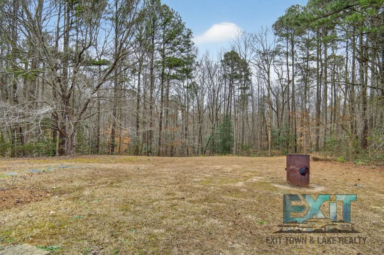 6036 Marengo Rd - Photo 3 of 20